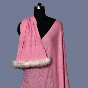 Fine wool crystal with fur border stole - Soft Pink